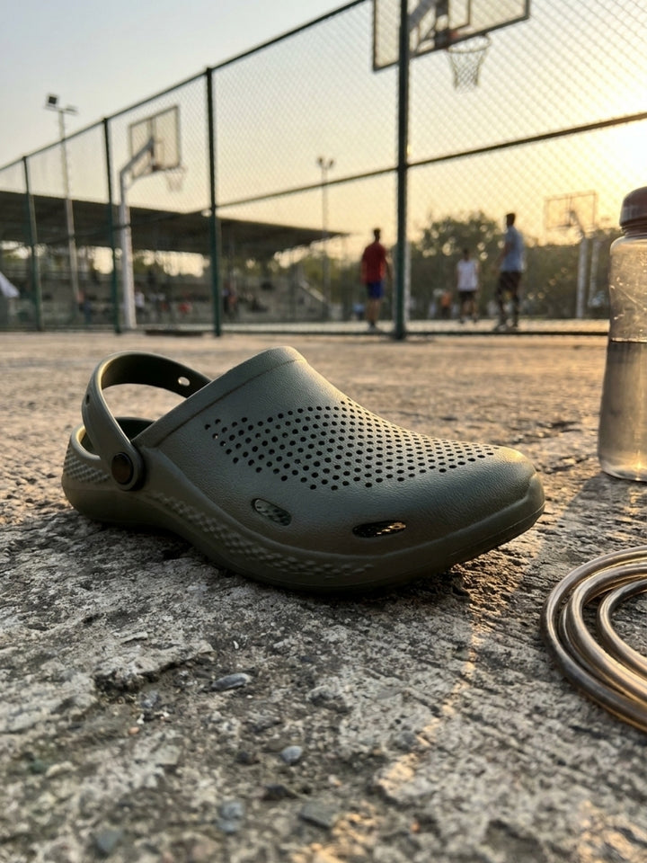 Superog Aero- Men's Clogs-Green
